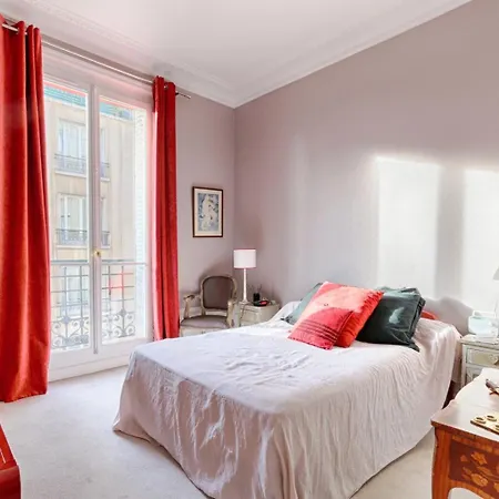 Apartment Residor - Spacious And Bright ! *
